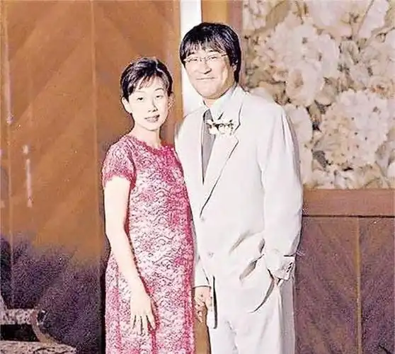 "歌后"林忆莲:李宗盛为她离婚,初恋等她20年,58岁却孑然一身
