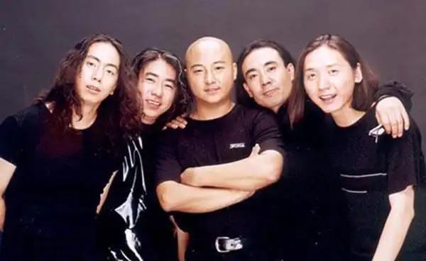 当红时退出零点乐队被骂12年白眼狼靠发小吴京逆袭成黄金配角