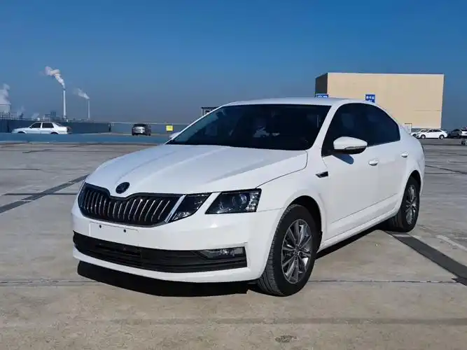 斯柯达 明锐  2019款 1.5l 自动舒适版图片