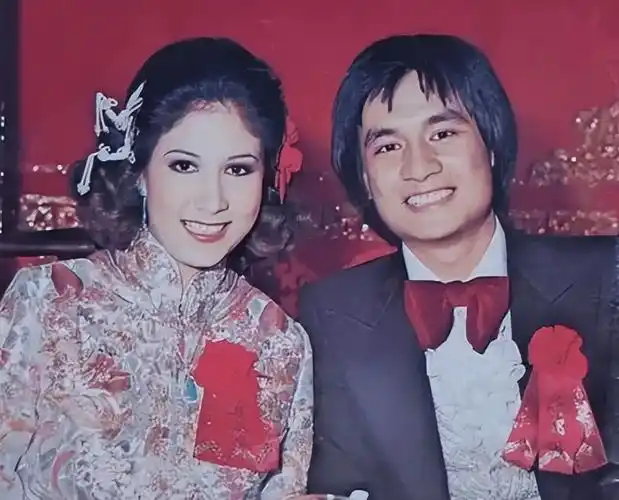 歌手甄妮30岁丧夫4年后为亡夫生下一女如今69岁仍无法忘怀