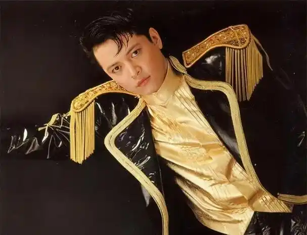 一代巨星刘文正拒绝恋爱因孤独逃离歌坛31年无迹可寻