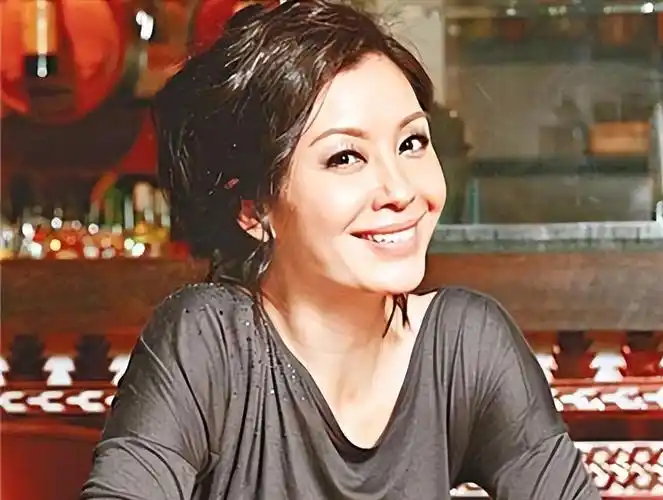 演员伍咏薇结婚13天丈夫去世21岁成寡妇如今她还好吗