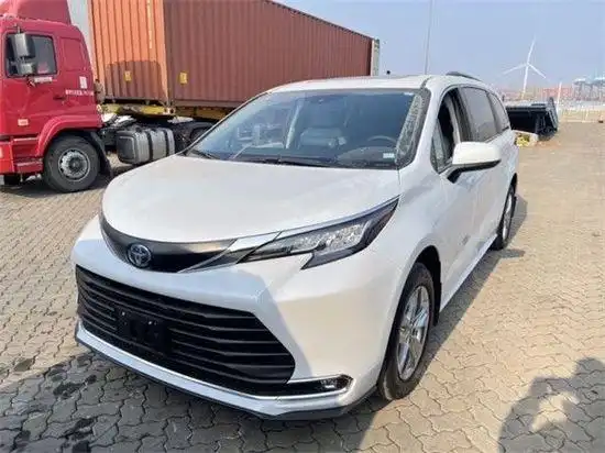 2022款丰田塞纳全系现车特惠价40万起