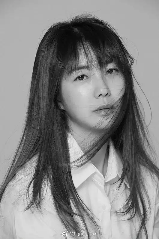 是誰看不到 反正是比我最後一次看增加了3個人瀏覽 >>关注#李枖原