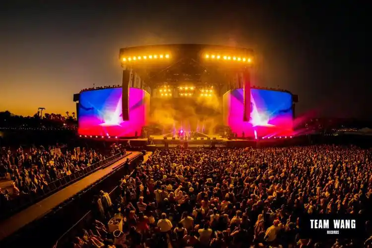 科切拉音乐节王嘉尔