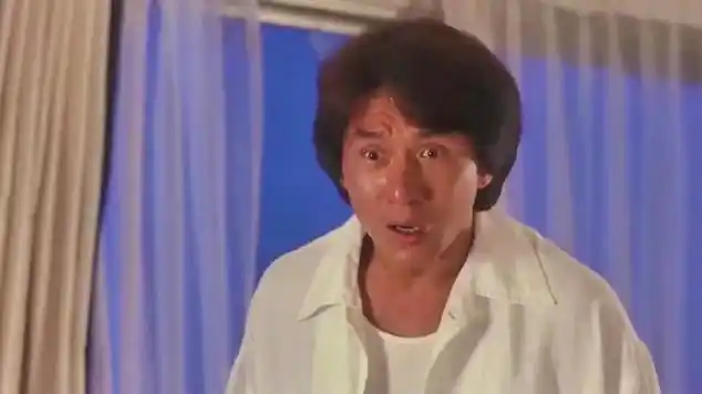 城市猎人老外欺负王祖贤成龙终于看不下去了出手直接干趴他|香港电影