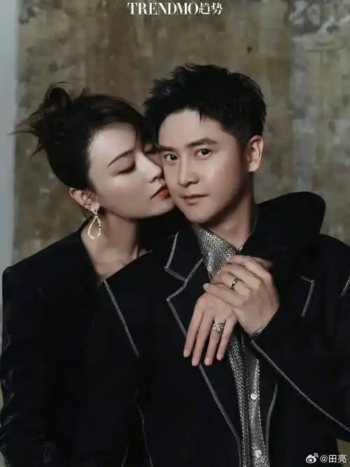 叶一茜田亮分享日常,一个秀全家福一个秀夫妻恩爱,幸福惹人羡_一家