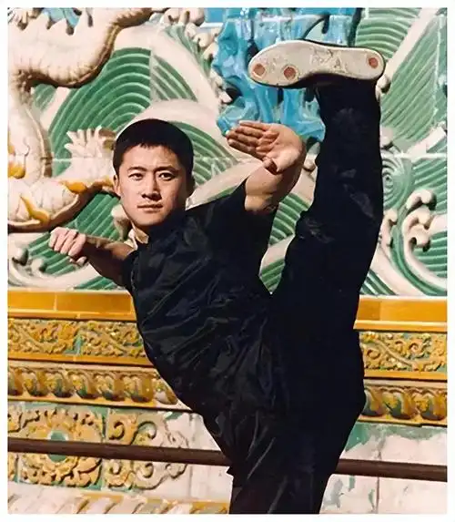 回顾从功夫小子到影坛骄傲吴京的成功离不开父亲的培养