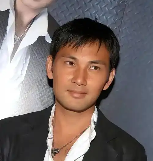 背叛却不离婚,她的报复让穷小子丈夫有苦难言_陈慧珊_林文龙_大小姐