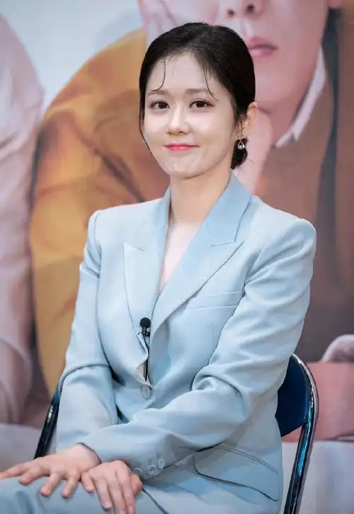 张娜拉:韩国童颜女神,言语不当被骂回国,如今40岁像吃了保鲜剂