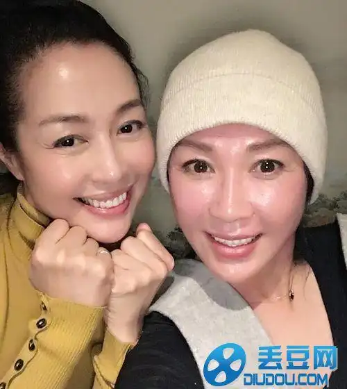 黑婧环_黑婧环吸毒