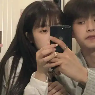 祁宋ins真人恩爱情头一对两张 _情侣头像_我要个性网