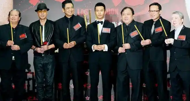 揭秘黄晓明身高到底有没有水分看完这几张照片就知道了