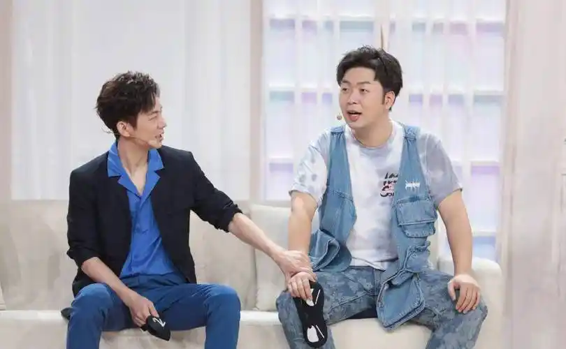 与费启鸣传绯闻外,还有这些事业上升期的小鲜肉_魏大勋_动作_关系