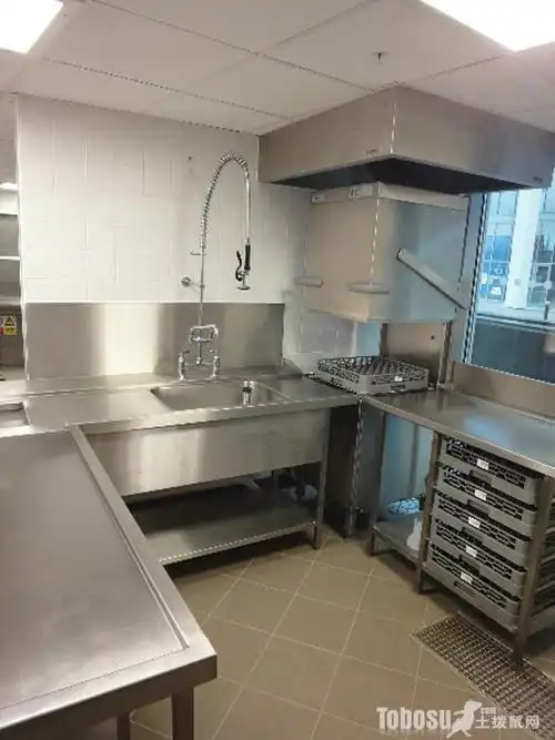 酒店厨房设计效果图