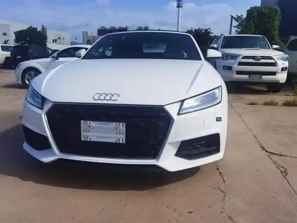 23款奥迪tt平行进口现车特价30来万