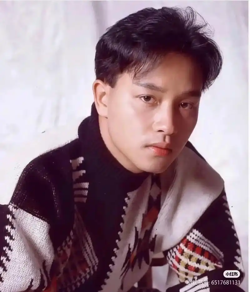 还是喜欢这样的小鲜肉.#气质男神 #帅哥 #小鲜肉 #美术 - 抖音