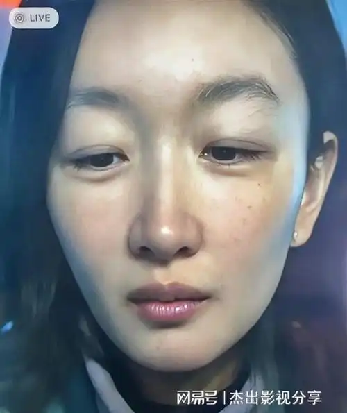 高清镜头下周冬雨脸上雀斑很美,眼神写满故事|素颜|记者|娱乐圈|她的