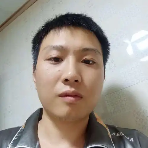 29岁离异男征婚照片(id:5304532)_重庆重庆征婚交友_我主良缘网