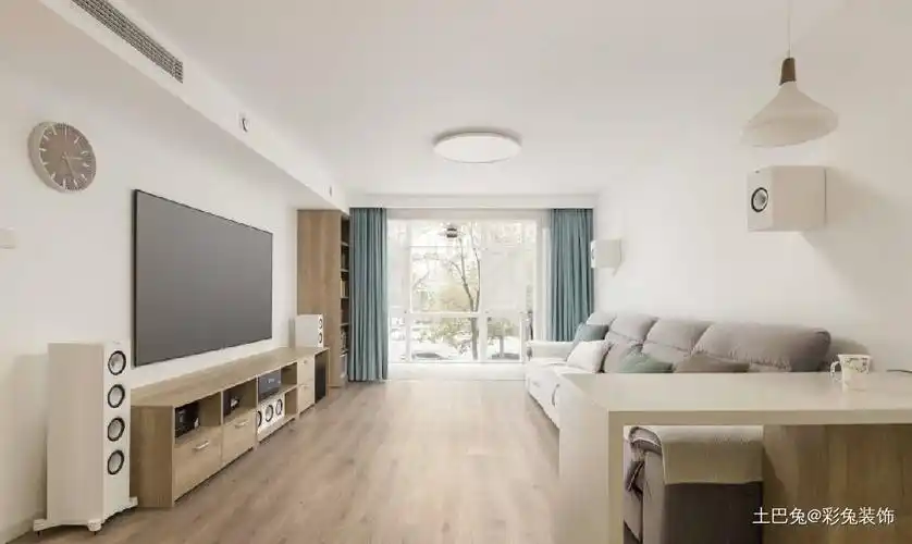 四口之家的简约北欧风客厅北欧极简客厅设计图片赏析