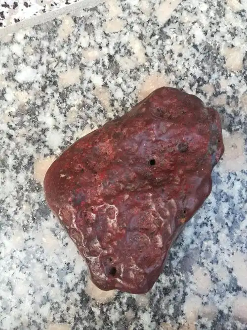 奇石陨石新疆哈密红色花伊丁陨石陨铁10厘米7厘米3厘米
