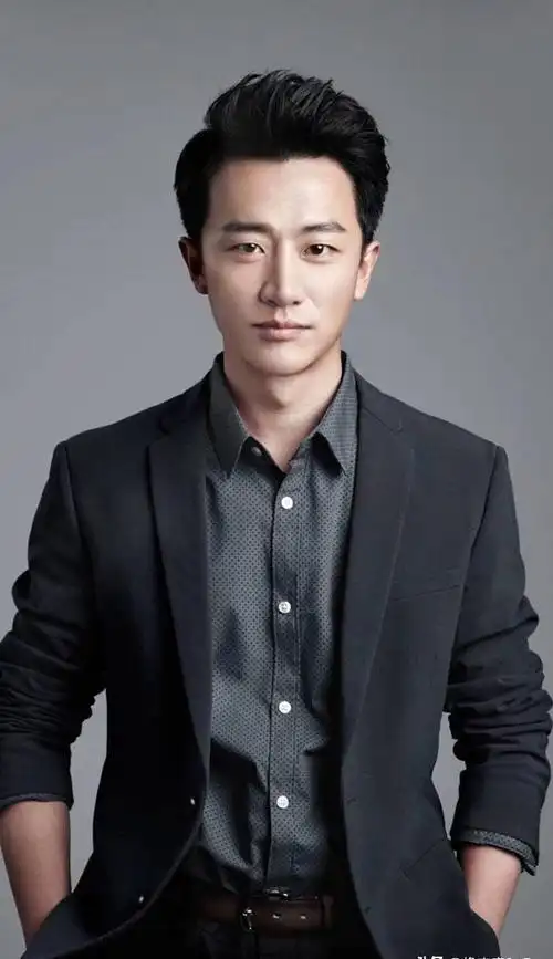 事实证明销声匿迹的黄轩已经走上了男演员的另一条大道