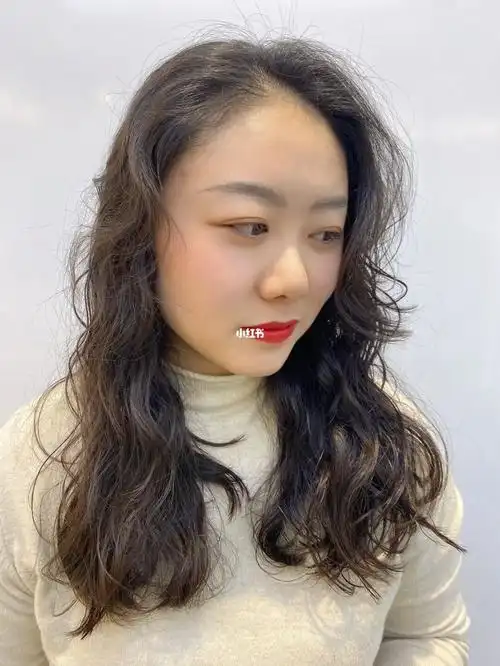 法式慵懒大卷 超显蓬松 发量看起来超多 流行 慵懒风  秋冬爆款