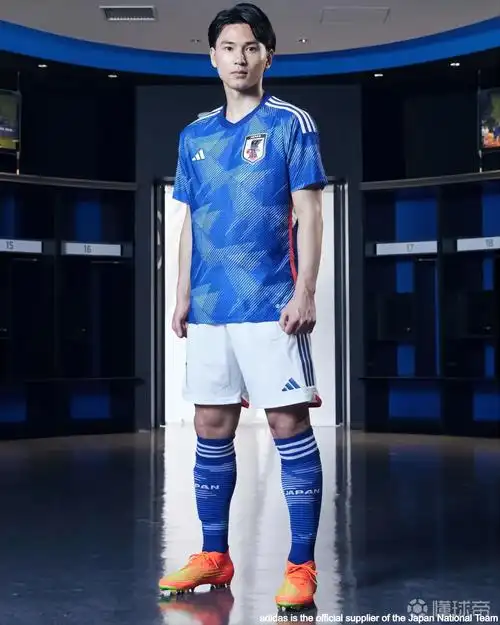 日本国家队2022世界杯主场球衣正式发布