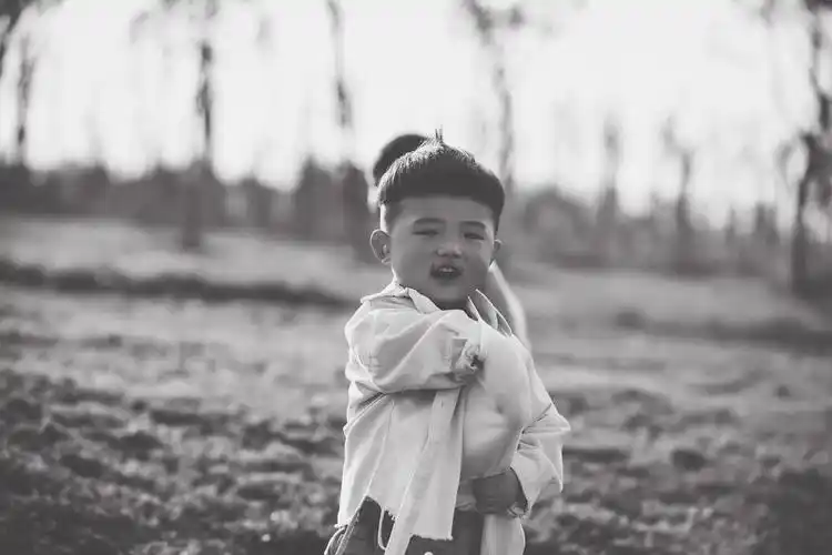 小鬼的儿童摄影作品《中式童年模样》