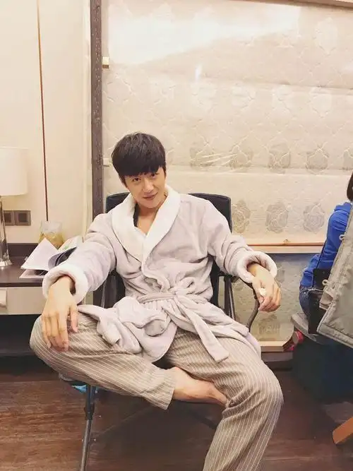 有颜任性朱嘉琦po有味道生活照遭调侃