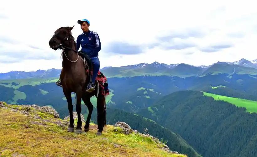 大美新疆行摄之三~~辽阔的喀拉峻大草原
