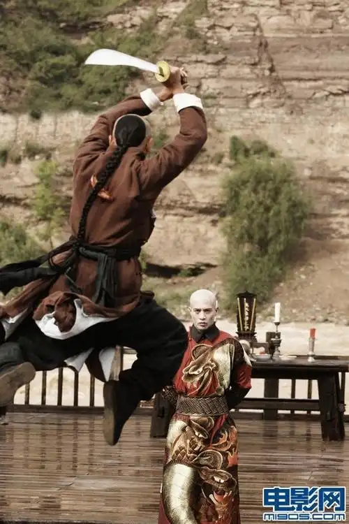 《苏乞儿》9日贺岁公映 醉拳功夫武神3d降临_华语_电影网_1905.com