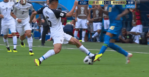 惊险的救赎之战!内马尔再现彩虹过人 孤胆英雄纳瓦斯悲壮出局