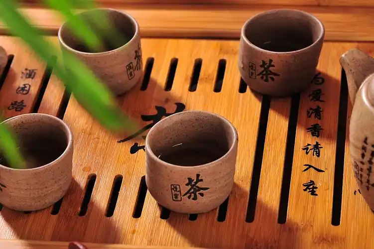 别怕孤独还有茶陪你