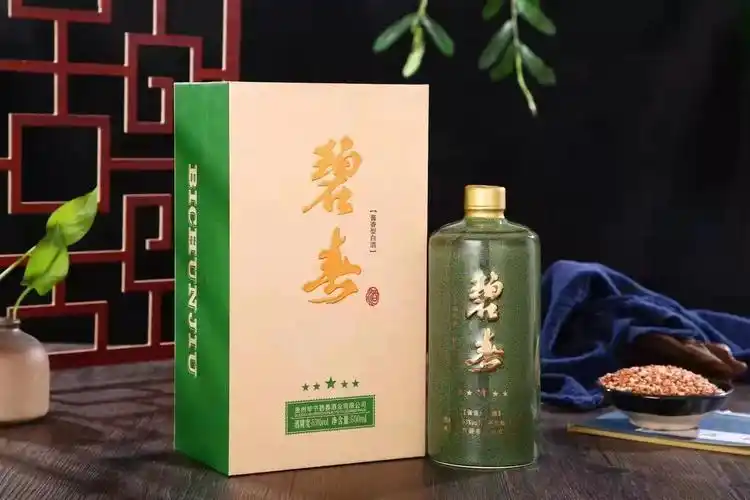 玖玖拼知乎官方号 的想法: 53度酱香型碧春酒五星手工白盒磨砂绿瓶