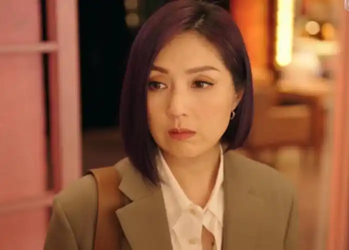 杨千嬅参演了新锐导演王暘执导的短片《读心》,改编自刘德华,巩俐主演