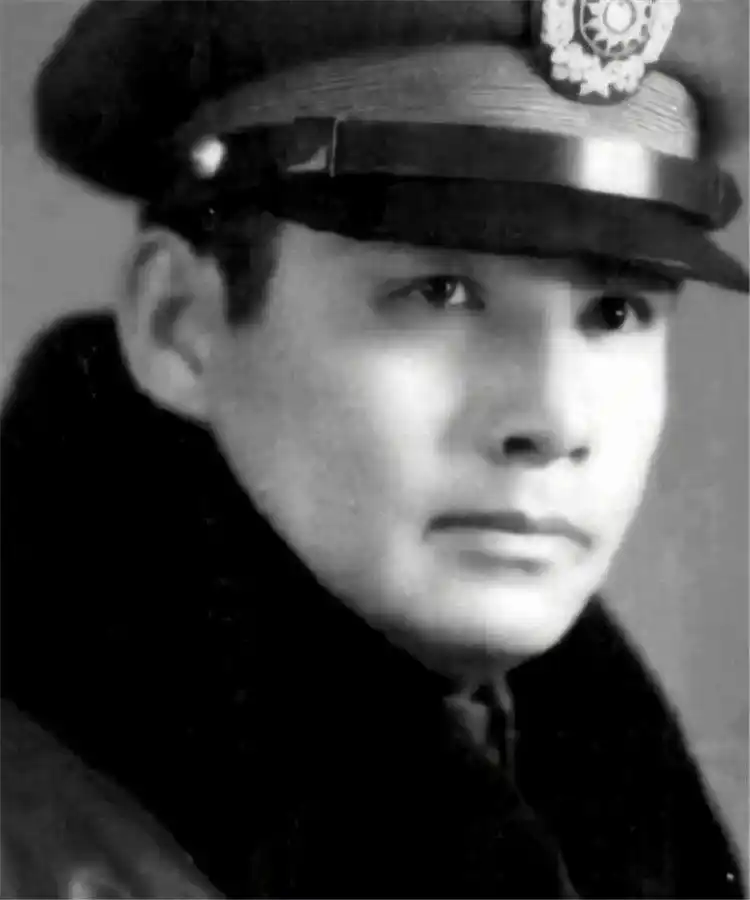 民国四大美男子,个个堪称世纪男人颜值担当?老照片见证玄机