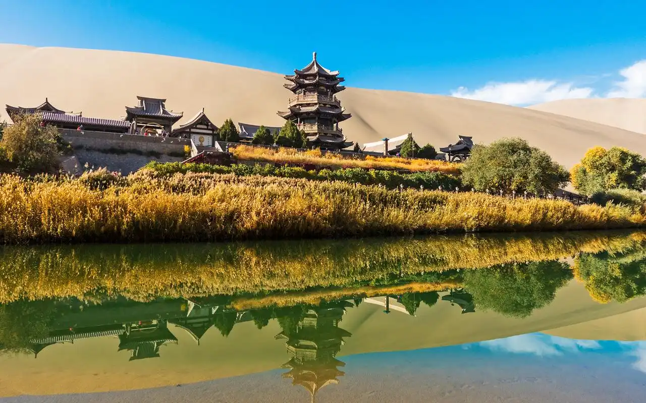 敦煌月牙泉风景图片桌面壁纸高清大图预览1920x1200_风景壁纸下载_美