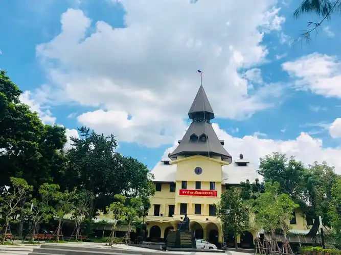 【曼谷景点图片】泰国国立法政大学