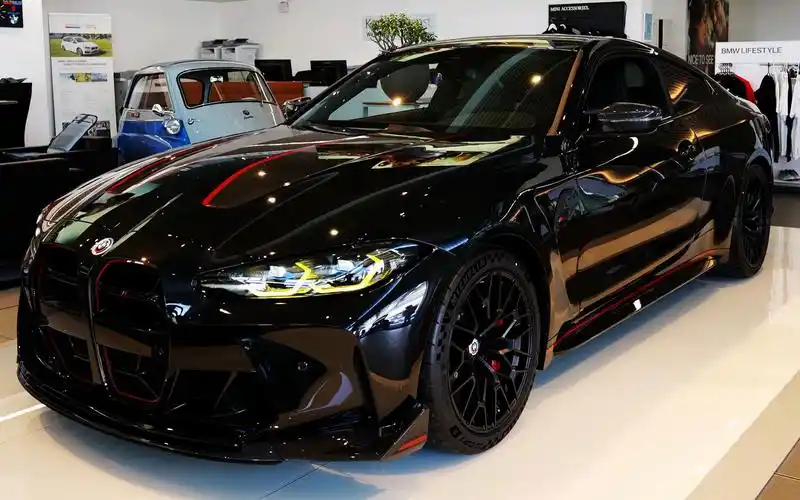 【4k | 展示】2022款 宝马 m4 csl | 黑色 | bmw_哔哩哔哩_bilibili