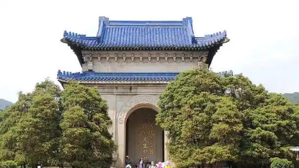 南京中山陵景点介绍地址门票交通开放时间