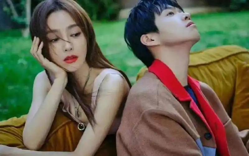 说秦岚除了拒绝他的求婚,还拒绝了前男友陆川,爆料陆川当年求婚了四次