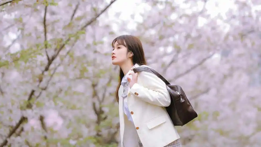 作者:半香丶小可爱元气壁纸>电脑静态壁纸>电脑美女静态壁纸>治愈系