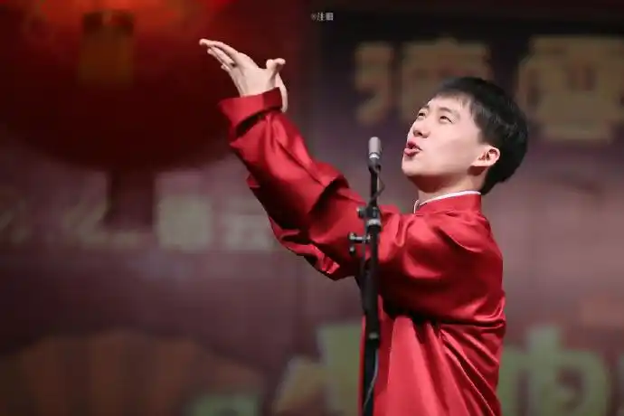 郭麒麟#20170617 少帅出征深圳场 着红大褂小郭老师 是最娇艳欲滴的