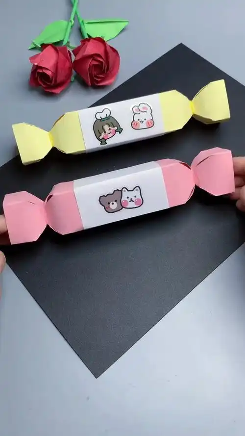 手工制作卡纸做的糖果盒可以送给小朋友当毕业礼物