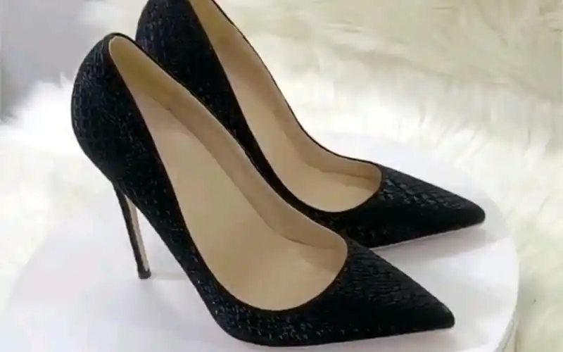 仙女们的最爱,12公分薄底尖头高跟鞋_哔哩哔哩_bilibili