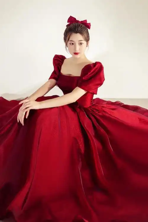 明星同款敬酒服2021夏季新款新娘气质酒红色订婚晚礼服平时可穿