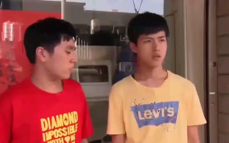 杰哥和阿伟的一场故事_哔哩哔哩_bilibili