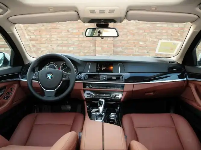 宝马(进口) 宝马5系(进口) 2014款 520i 旅行版