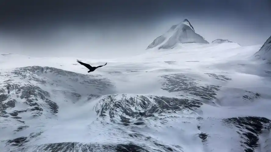 壮丽雪山风景唯美高清桌面壁纸